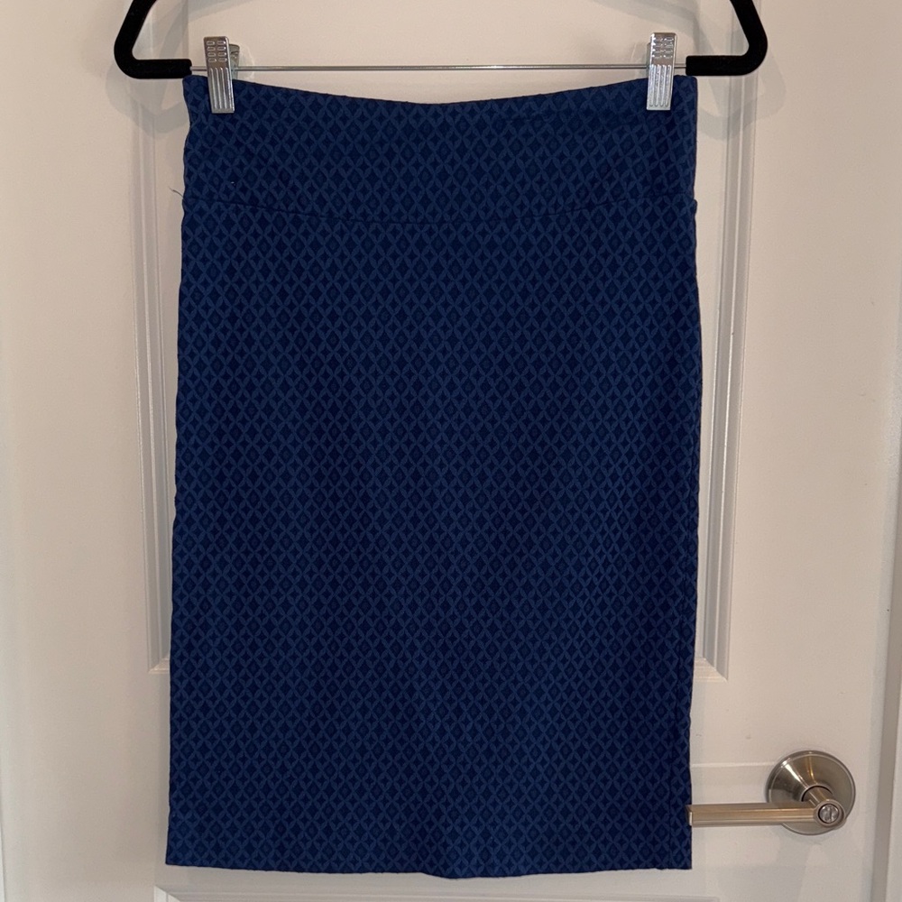 Margaret M Navy Textured Pencil Skirt size small